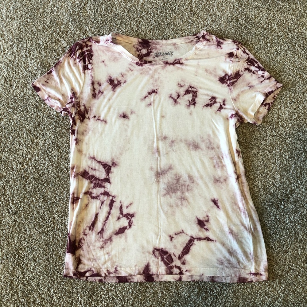 Maroon/white tyedye thin t-shirt